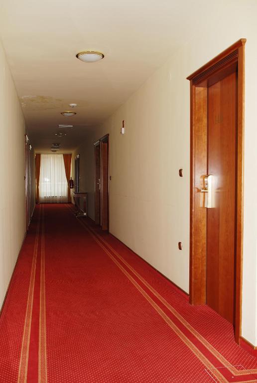 Hotel Zvezda Murska Sobota Esterno foto